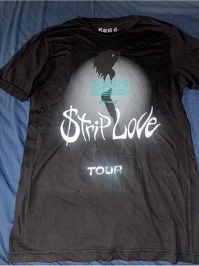 Strip Love Tour Graphic Short Sleeve Shirt - Black